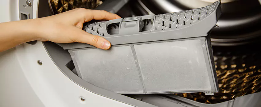 Signs Of A Clogged Dryer Lint Trap in Scarborough, Ontario